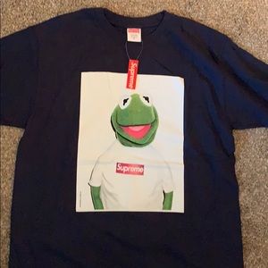 Supreme Kermit the frog box logo